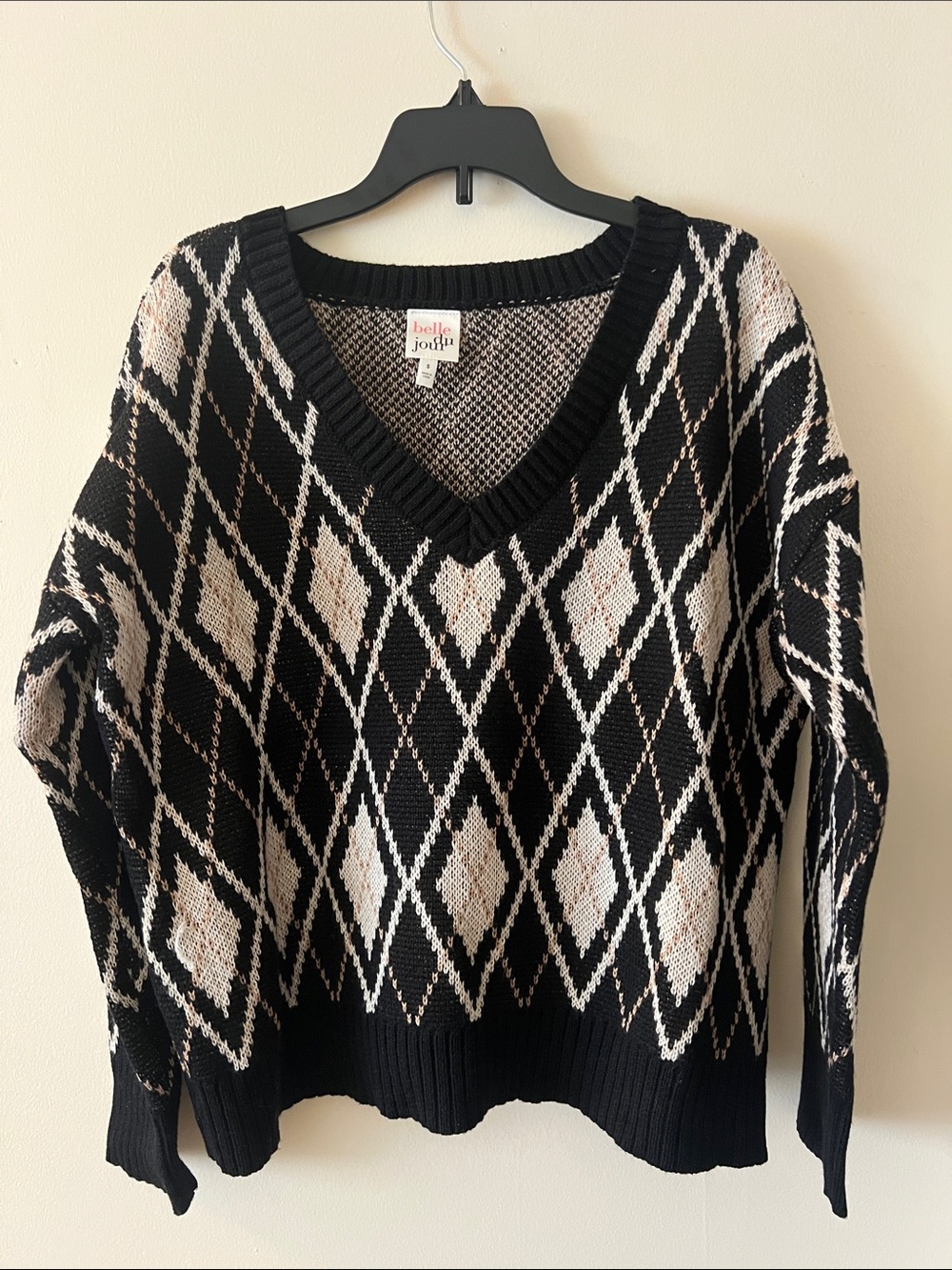 Belle Du Jour Black and Cream V-Neck Sweater